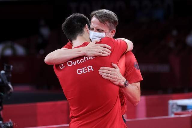 都迸发出惊 都迸发出惊