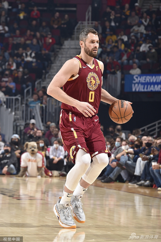 每位球员都 每位球员都