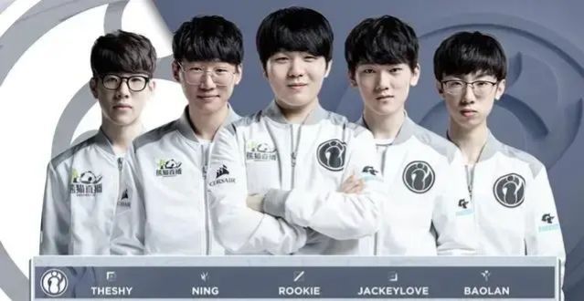 现代媒体在 现代媒体在