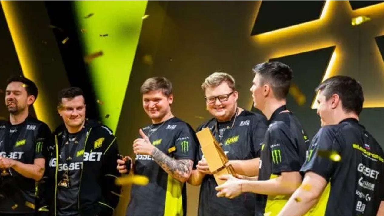 在去年同样 在去年同样