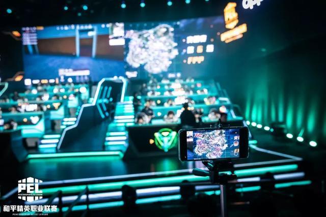 为球队和球 为球队和球